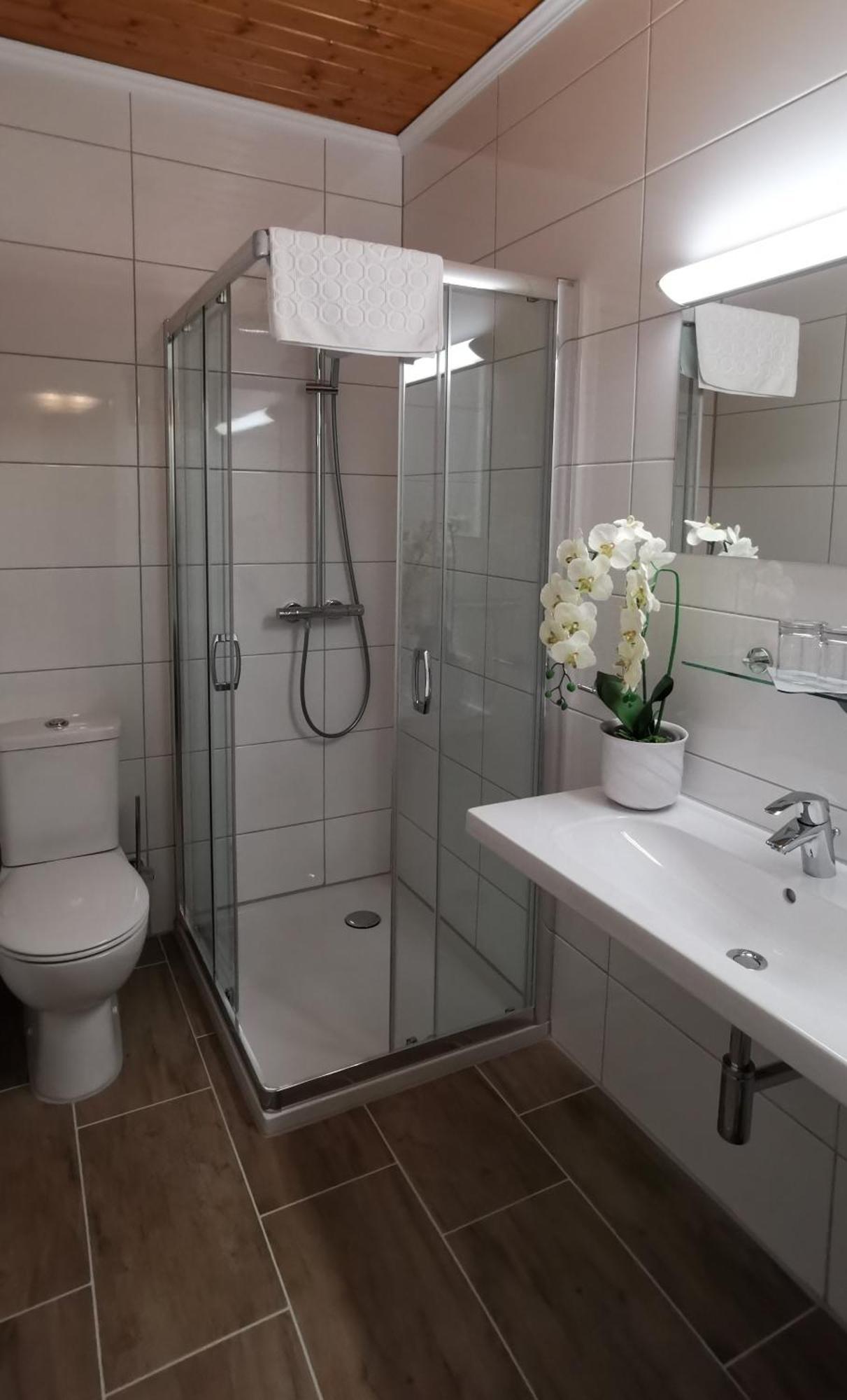 רוסט Hotel Am Greiner מראה חיצוני תמונה