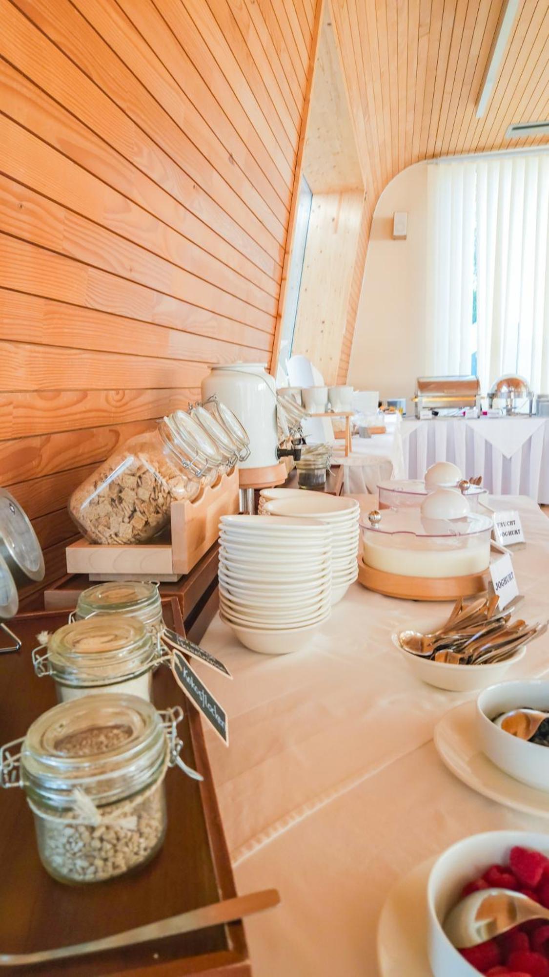 רוסט Hotel Am Greiner מראה חיצוני תמונה